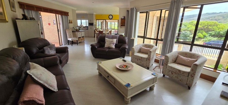 7 Bedroom Property for Sale in Hersham Western Cape